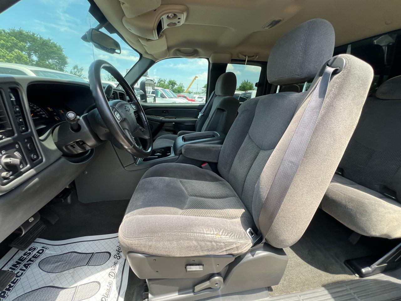 Chevrolet Silverado 2500HD LT Ext. Cab Long Bed 4WD w/OnStar 2006