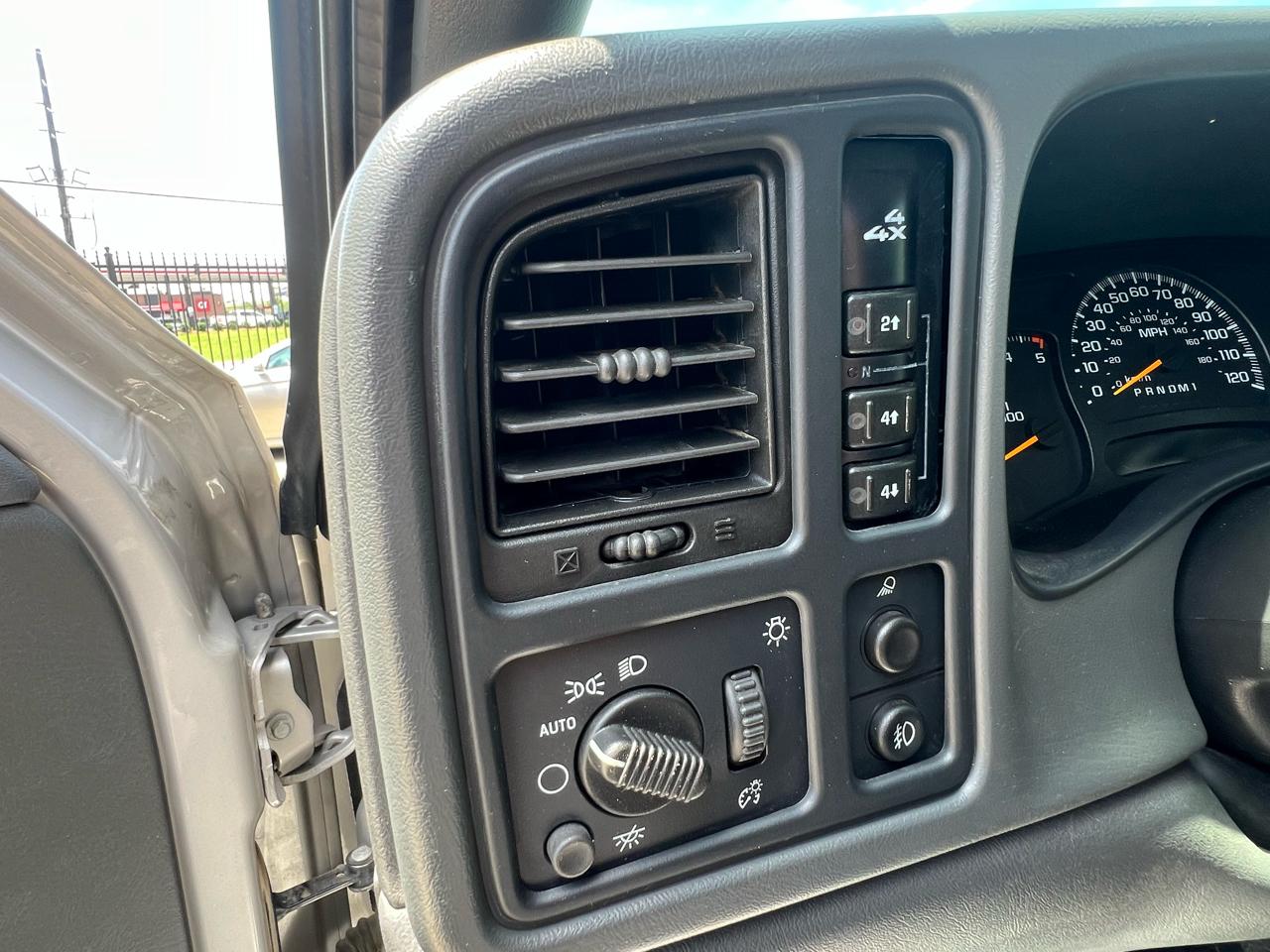 Chevrolet Silverado 2500HD LT Ext. Cab Long Bed 4WD w/OnStar 2006