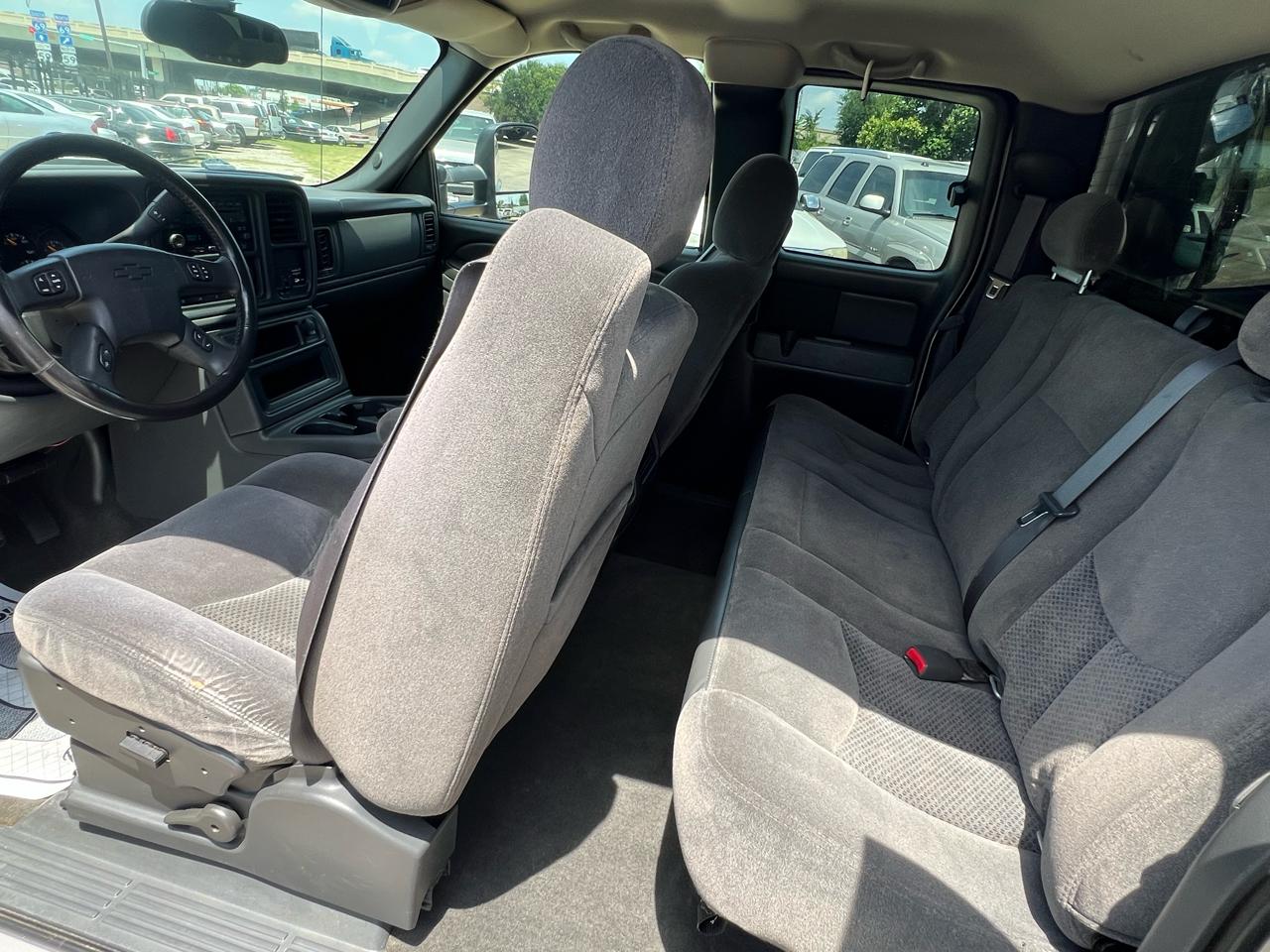 Chevrolet Silverado 2500HD LT Ext. Cab Long Bed 4WD w/OnStar 2006