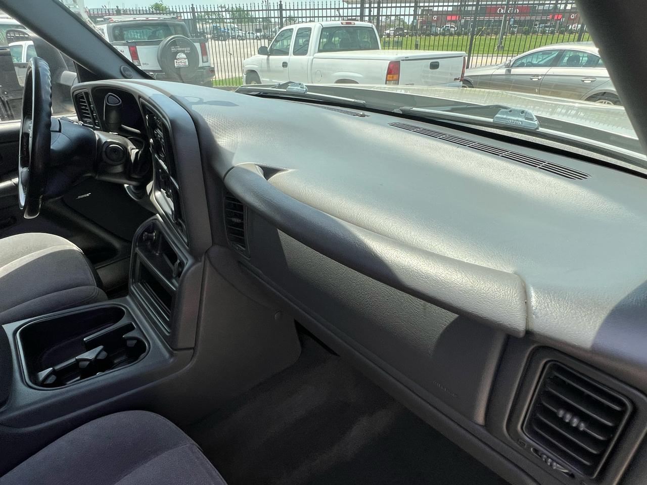Chevrolet Silverado 2500HD LT Ext. Cab Long Bed 4WD w/OnStar 2006