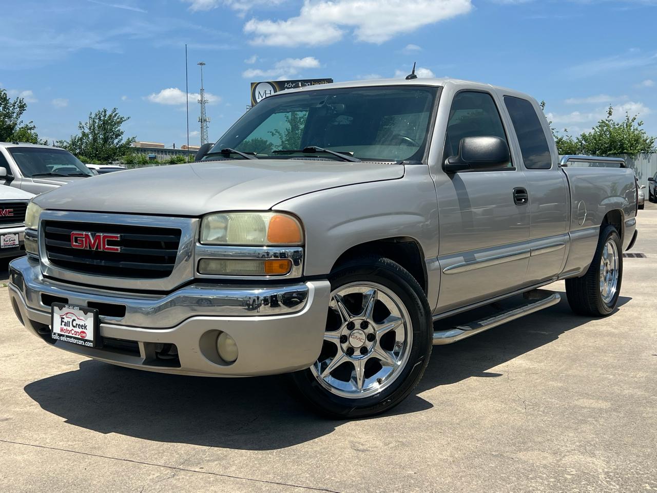 GMC Sierra 1500 SLE Ext. Cab 3-Door Short Bed 2WD 2004