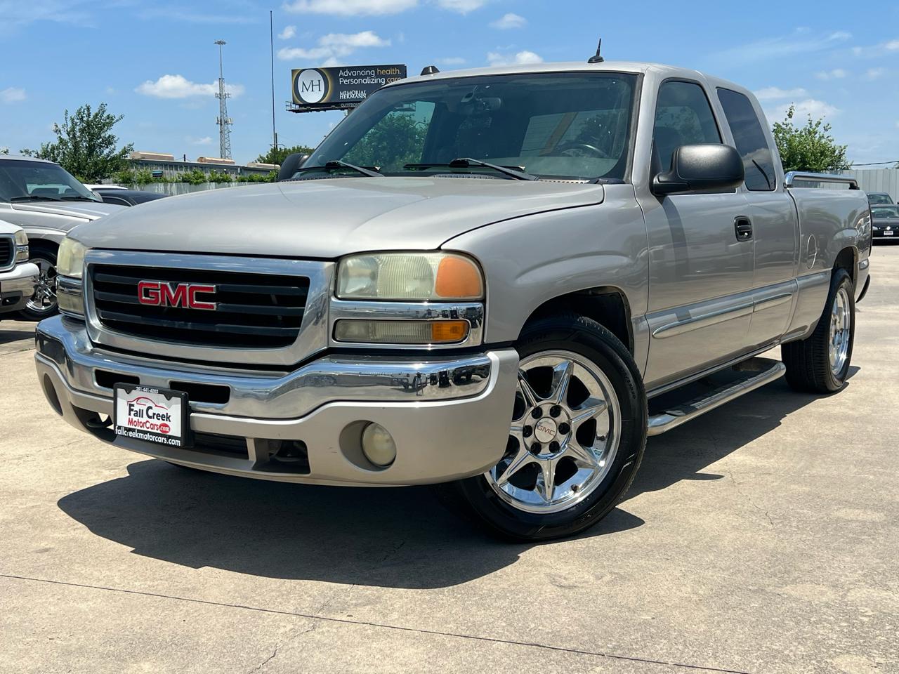 GMC Sierra 1500 SLE Ext. Cab 3-Door Short Bed 2WD 2004
