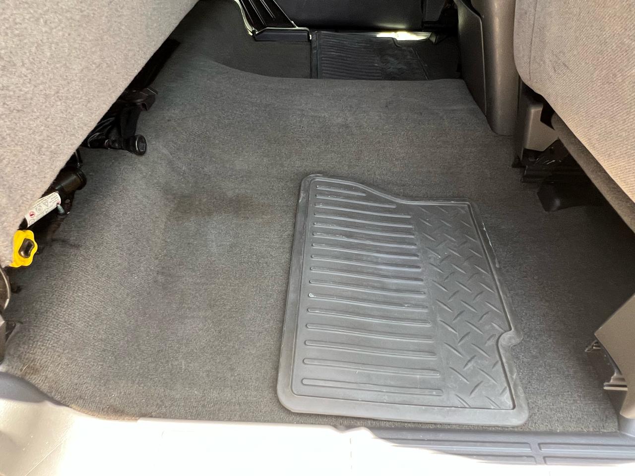 GMC Sierra 1500 SLE Ext. Cab 3-Door Short Bed 2WD 2004