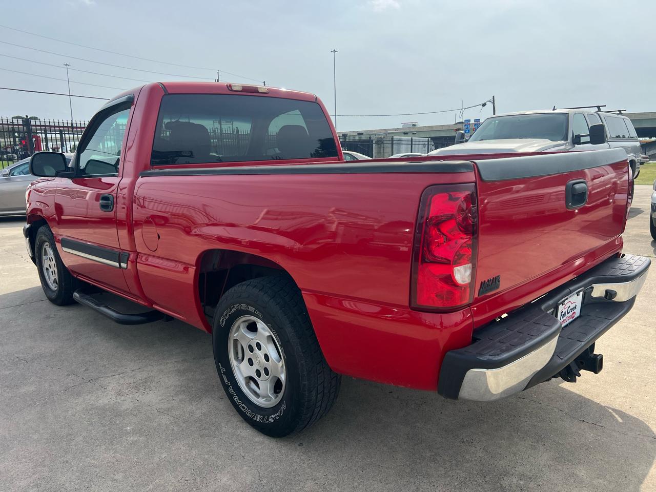 Chevrolet Silverado 1500 Reg. Cab Short Bed 2WD 2003