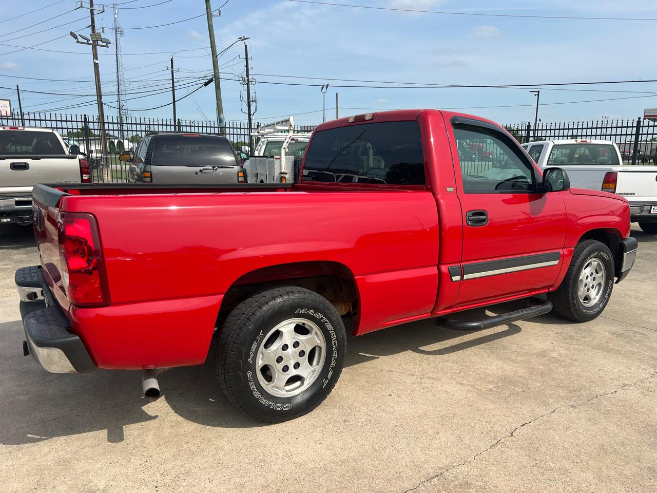 Chevrolet Silverado 1500 Reg. Cab Short Bed 2WD 2003