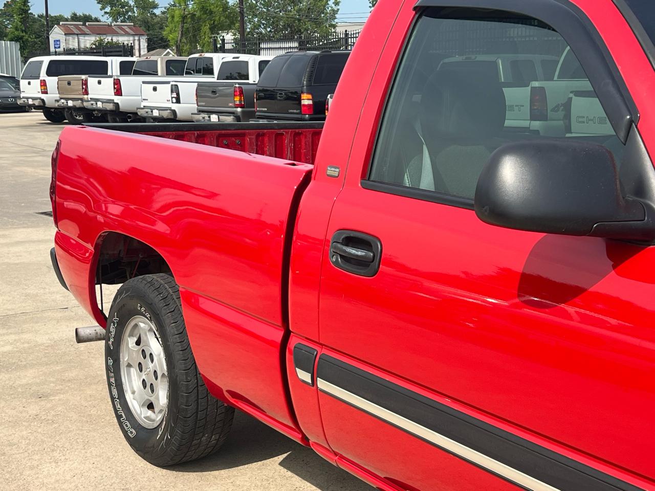 Chevrolet Silverado 1500 Reg. Cab Short Bed 2WD 2003