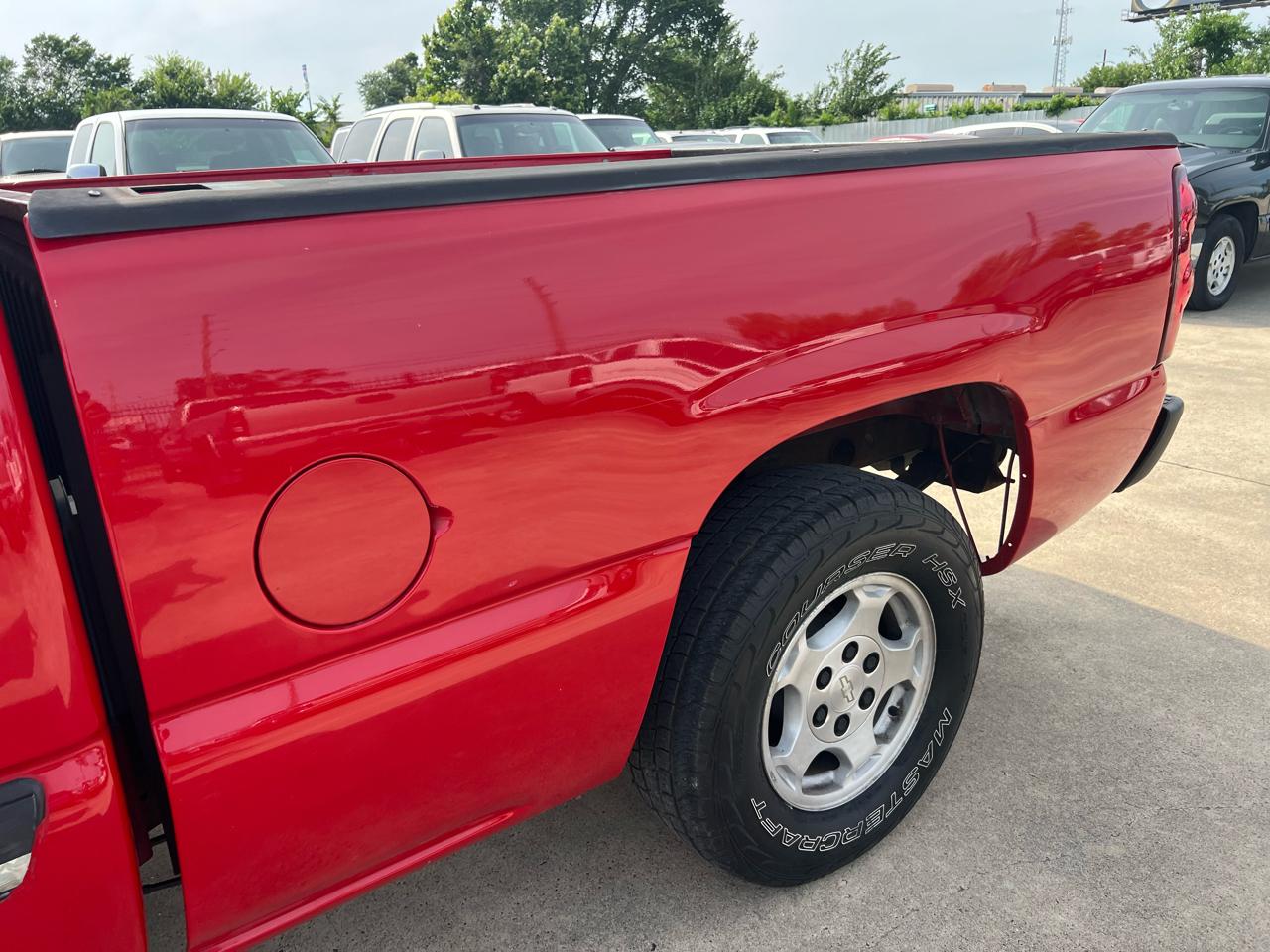 Chevrolet Silverado 1500 Reg. Cab Short Bed 2WD 2003