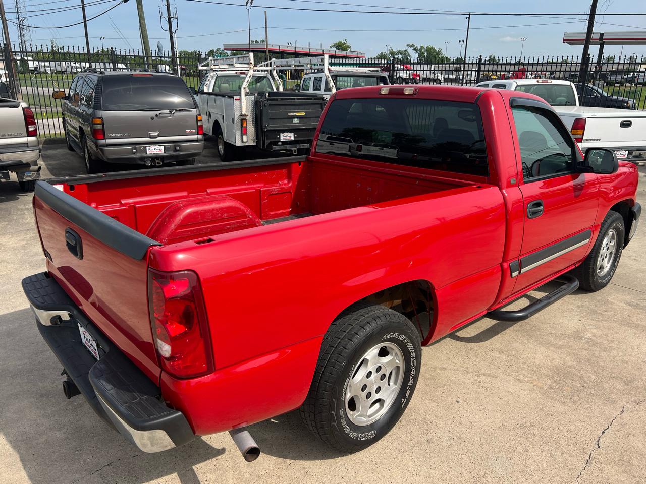 Chevrolet Silverado 1500 Reg. Cab Short Bed 2WD 2003