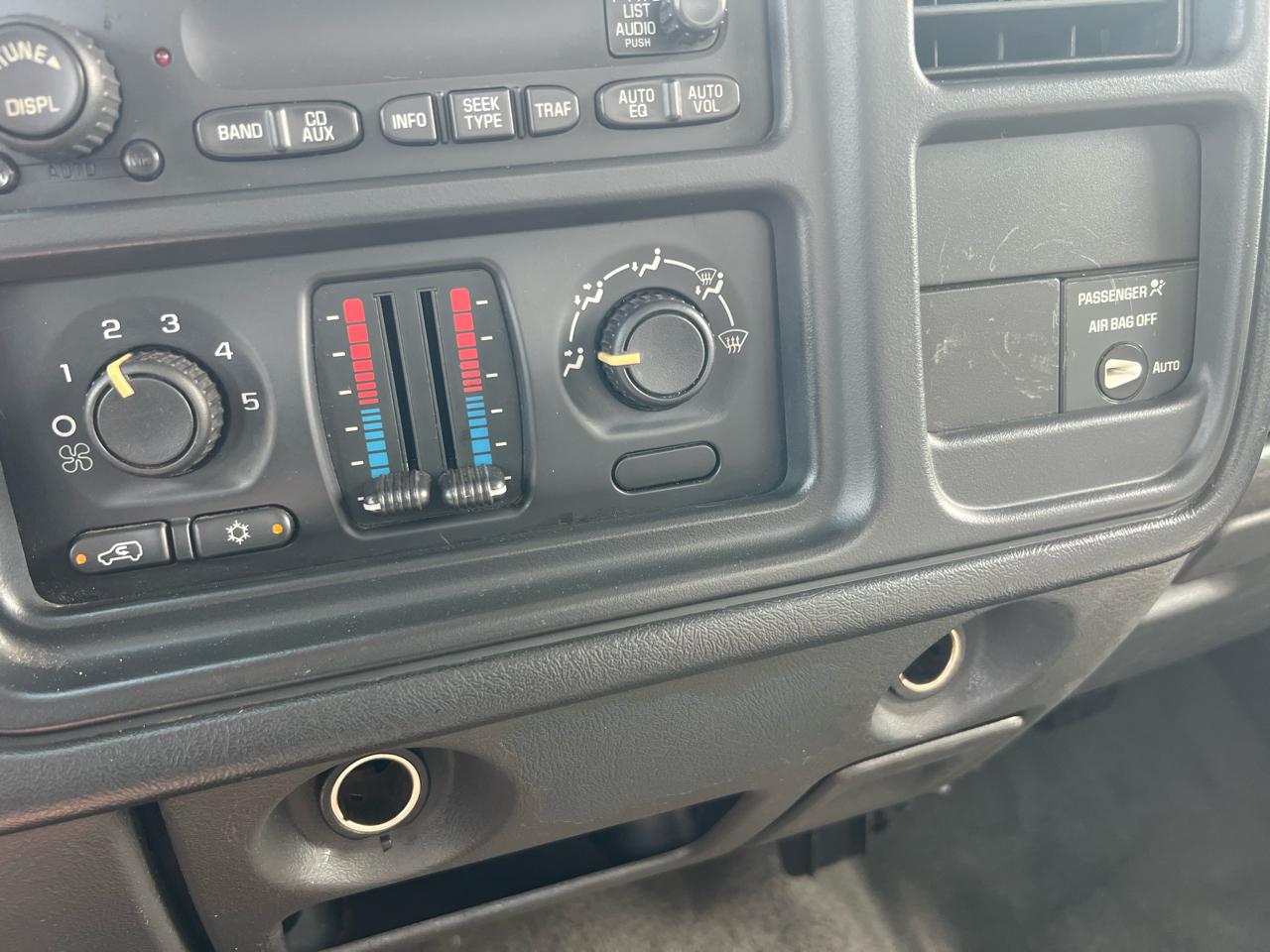 Chevrolet Silverado 1500 Reg. Cab Short Bed 2WD 2003