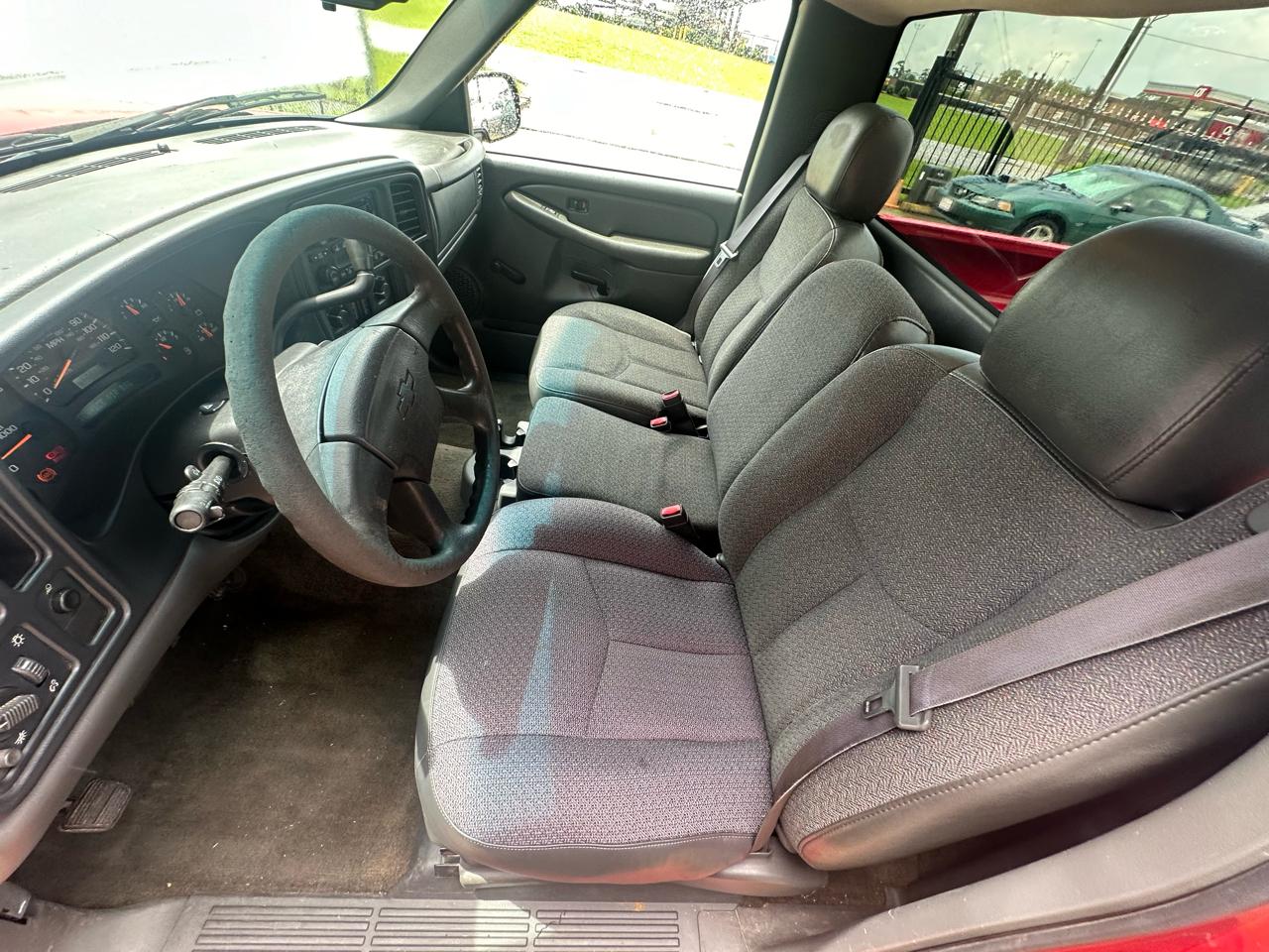 Chevrolet Silverado 1500 Reg. Cab Short Bed 2WD 2003