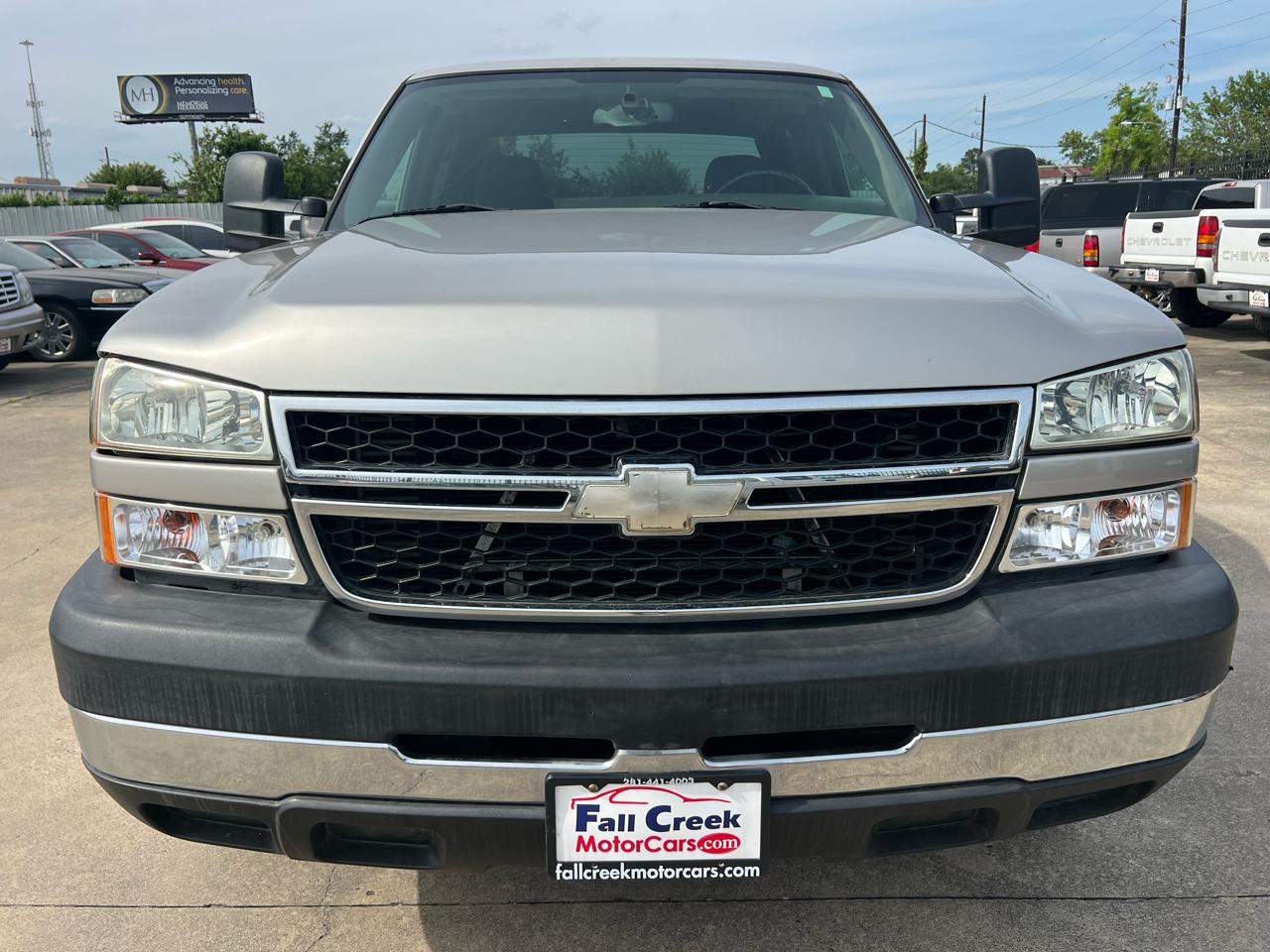 Chevrolet Silverado 2500HD LT Crew Cab 2WD 2006