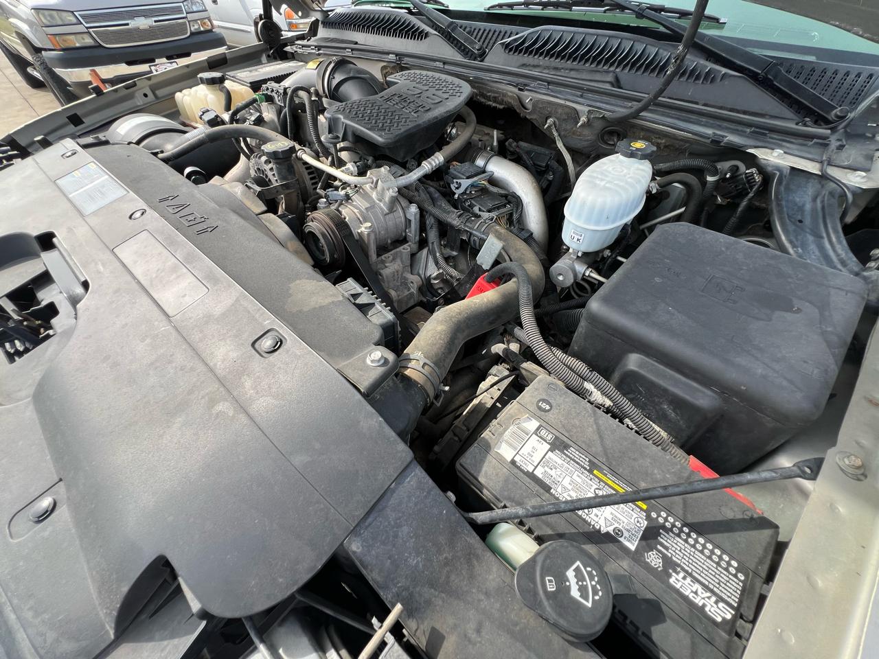 Chevrolet Silverado 2500HD LT Crew Cab 2WD 2006