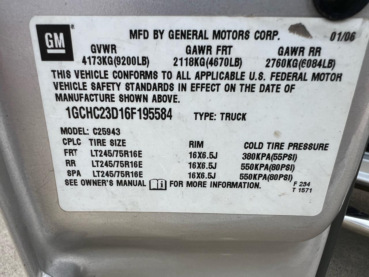 Chevrolet Silverado 2500HD LT Crew Cab 2WD 2006