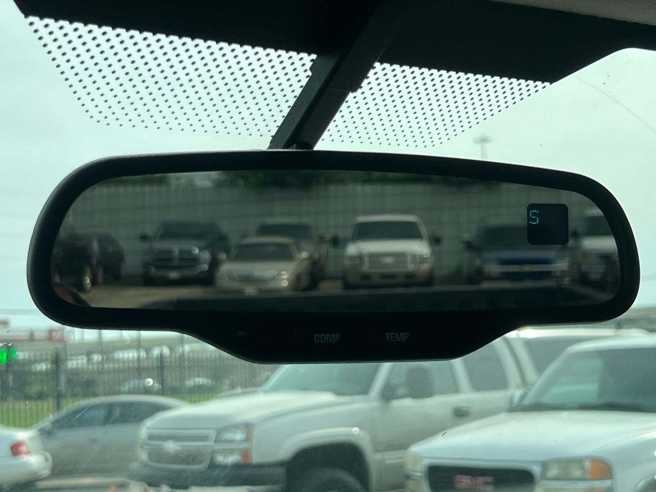 Chevrolet Silverado 2500HD LT Crew Cab 2WD 2006