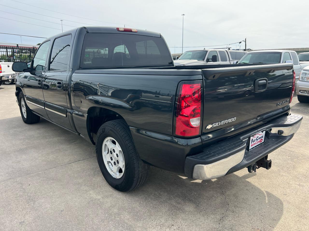 Chevrolet Silverado 1500 LS Crew Cab Short Box 2WD 2004