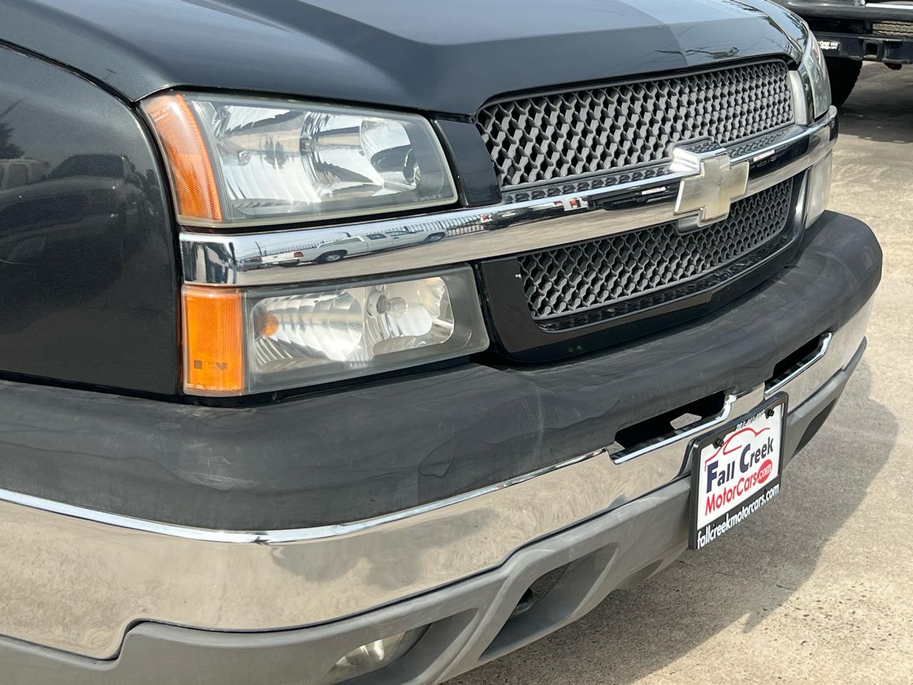 Chevrolet Silverado 1500 LS Crew Cab Short Box 2WD 2004