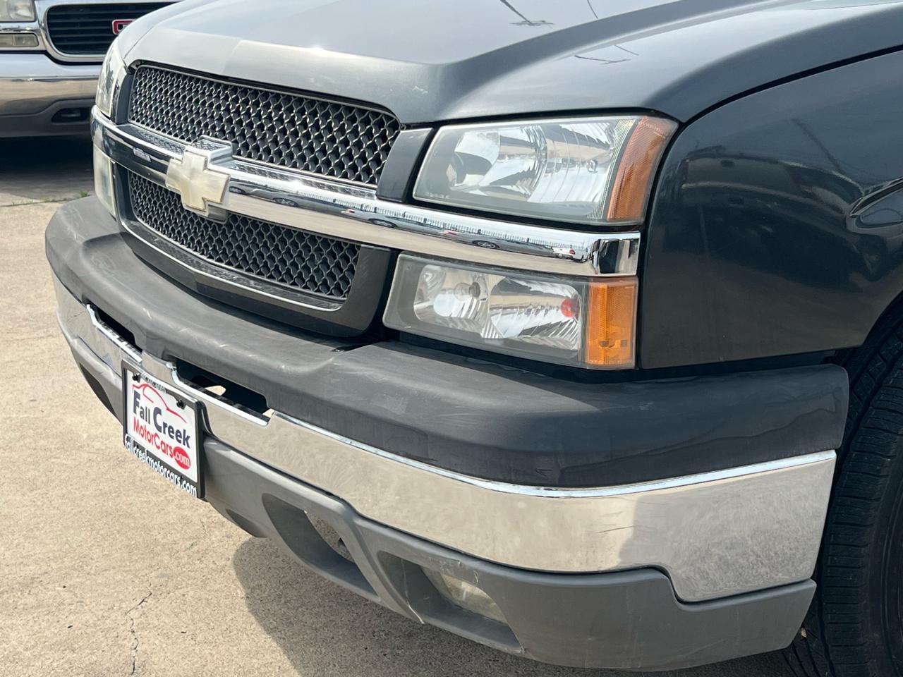 Chevrolet Silverado 1500 LS Crew Cab Short Box 2WD 2004