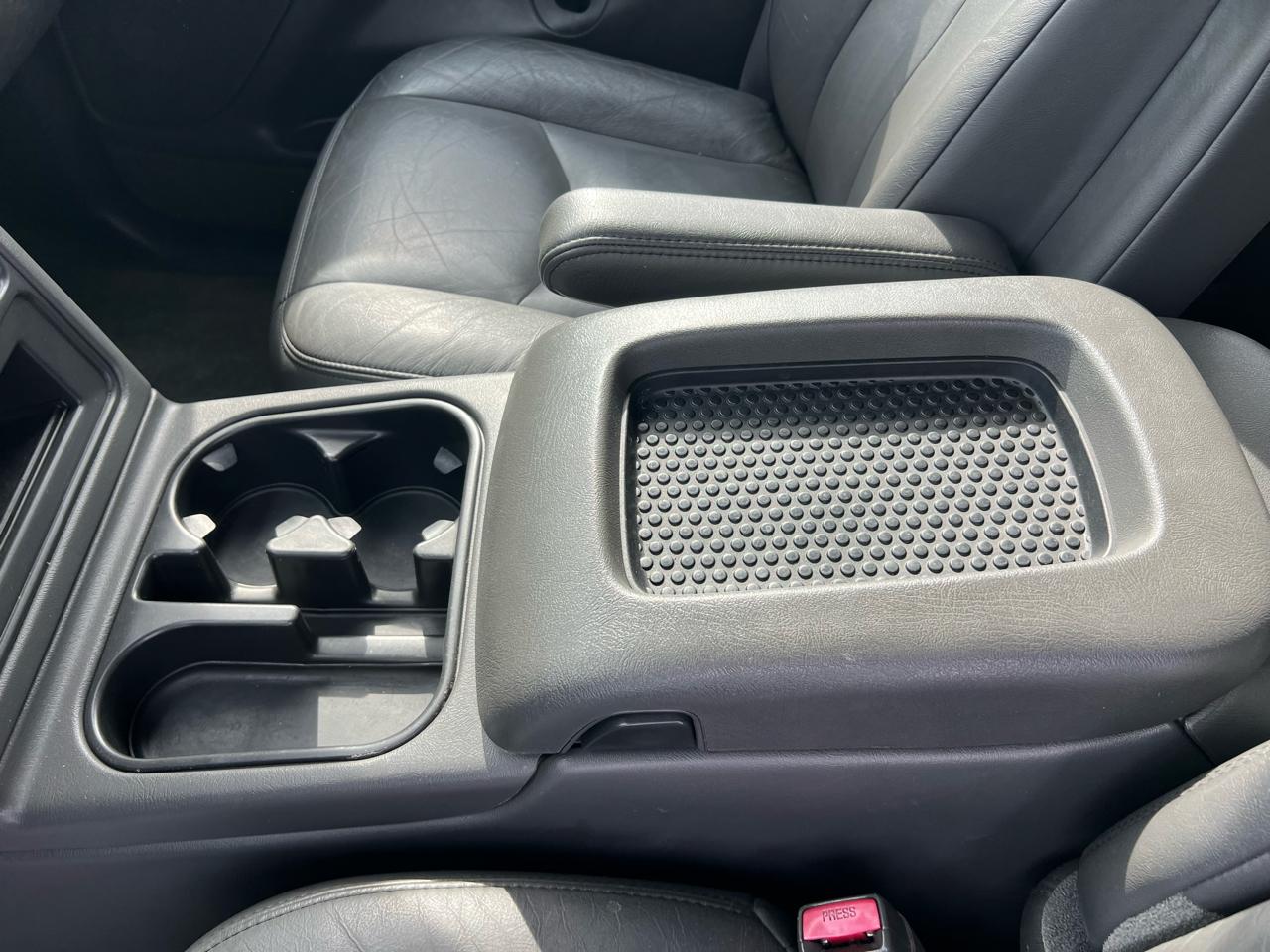 Chevrolet Silverado 1500 LS Crew Cab Short Box 2WD 2004