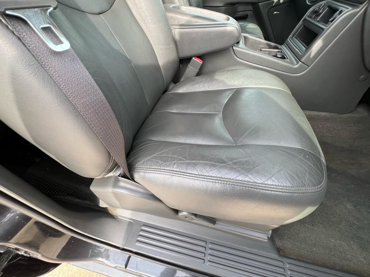 Chevrolet Silverado 1500 LS Crew Cab Short Box 2WD 2004