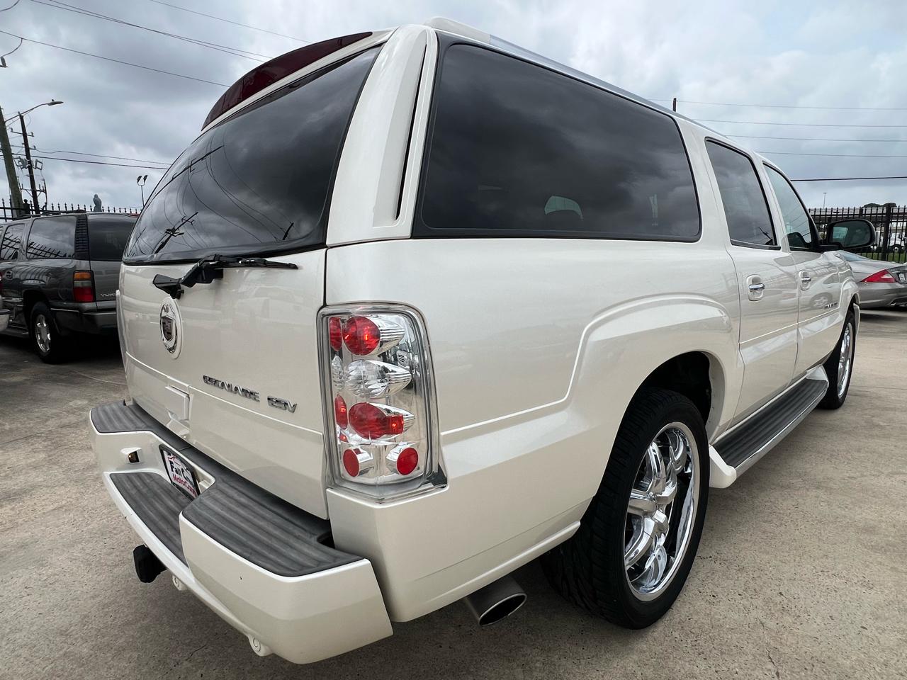 Cadillac Escalade ESV 2004