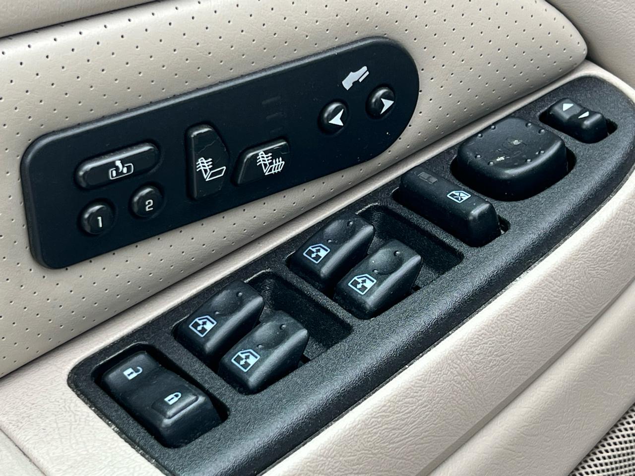 Cadillac Escalade ESV 2004