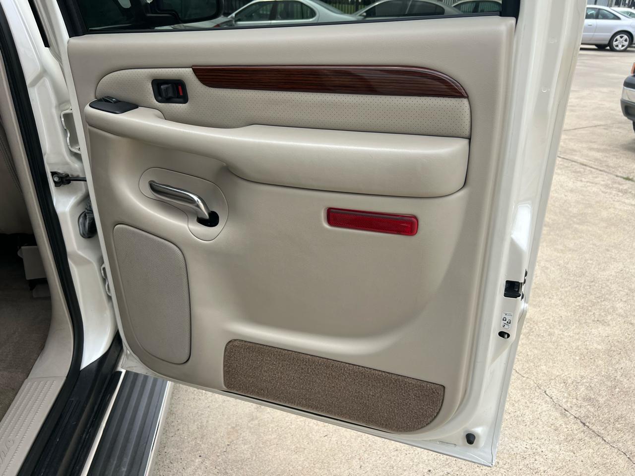 Cadillac Escalade ESV 2004