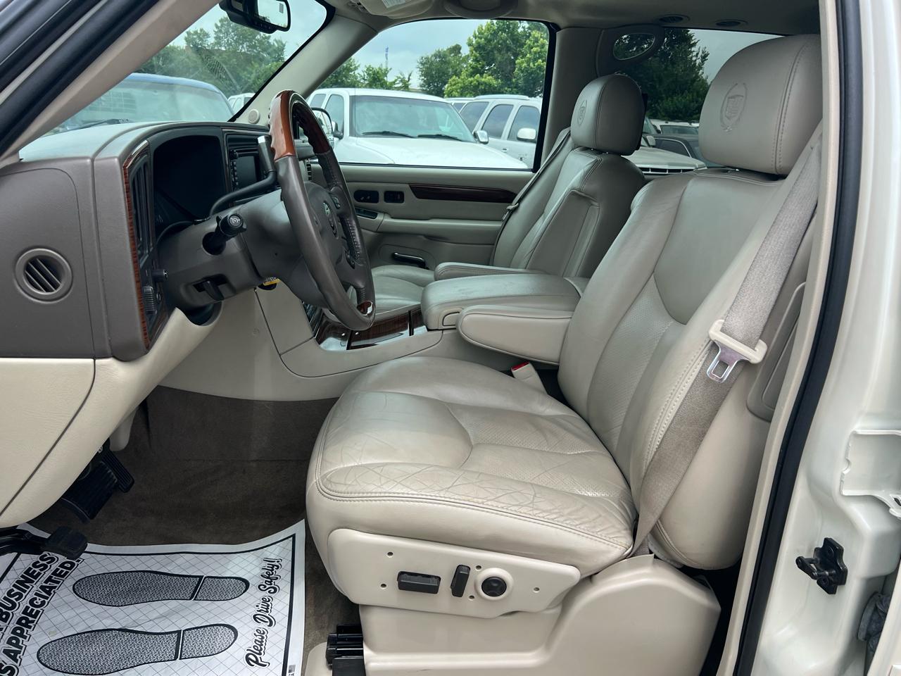 Cadillac Escalade ESV 2004