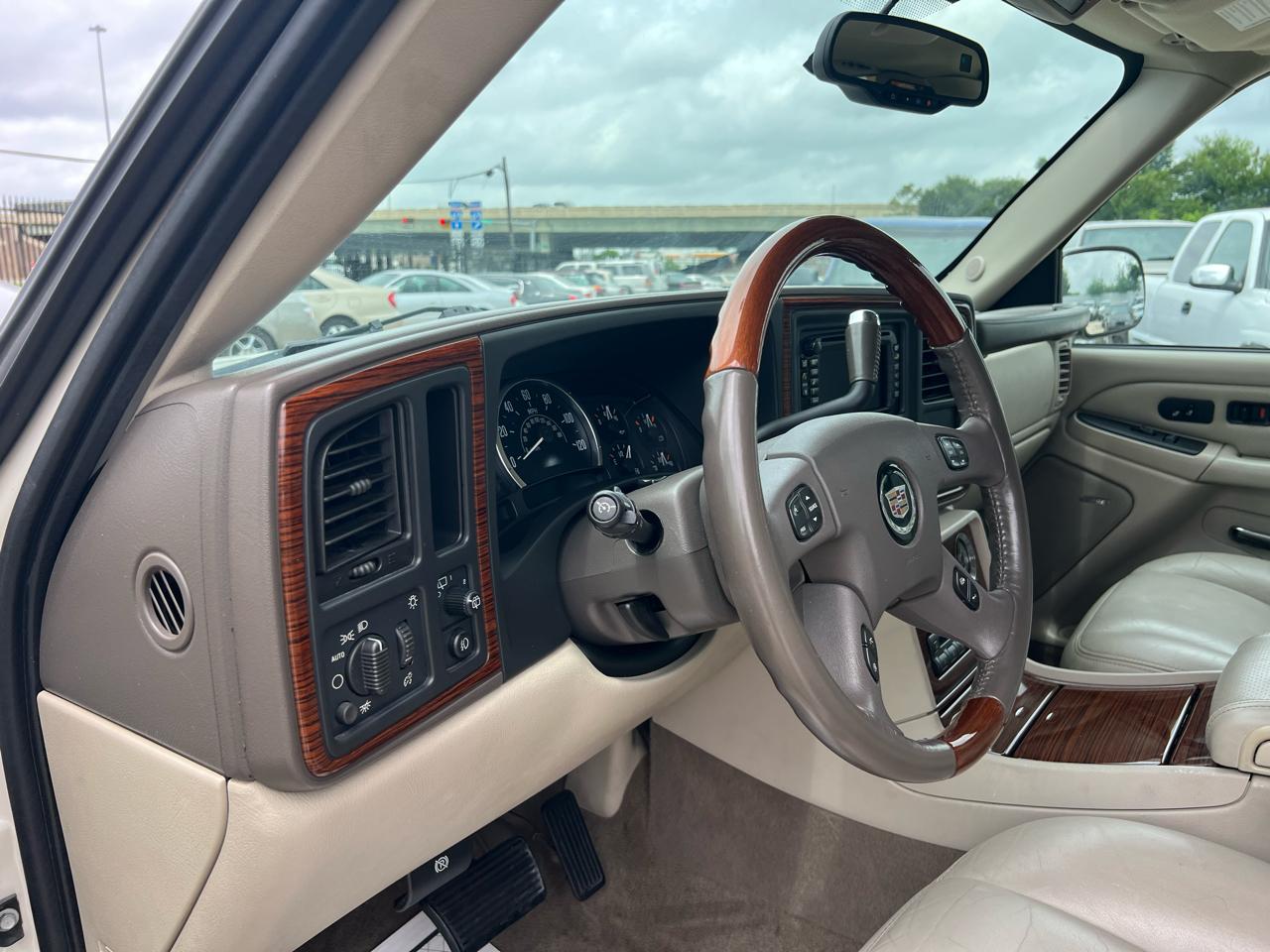 Cadillac Escalade ESV 2004