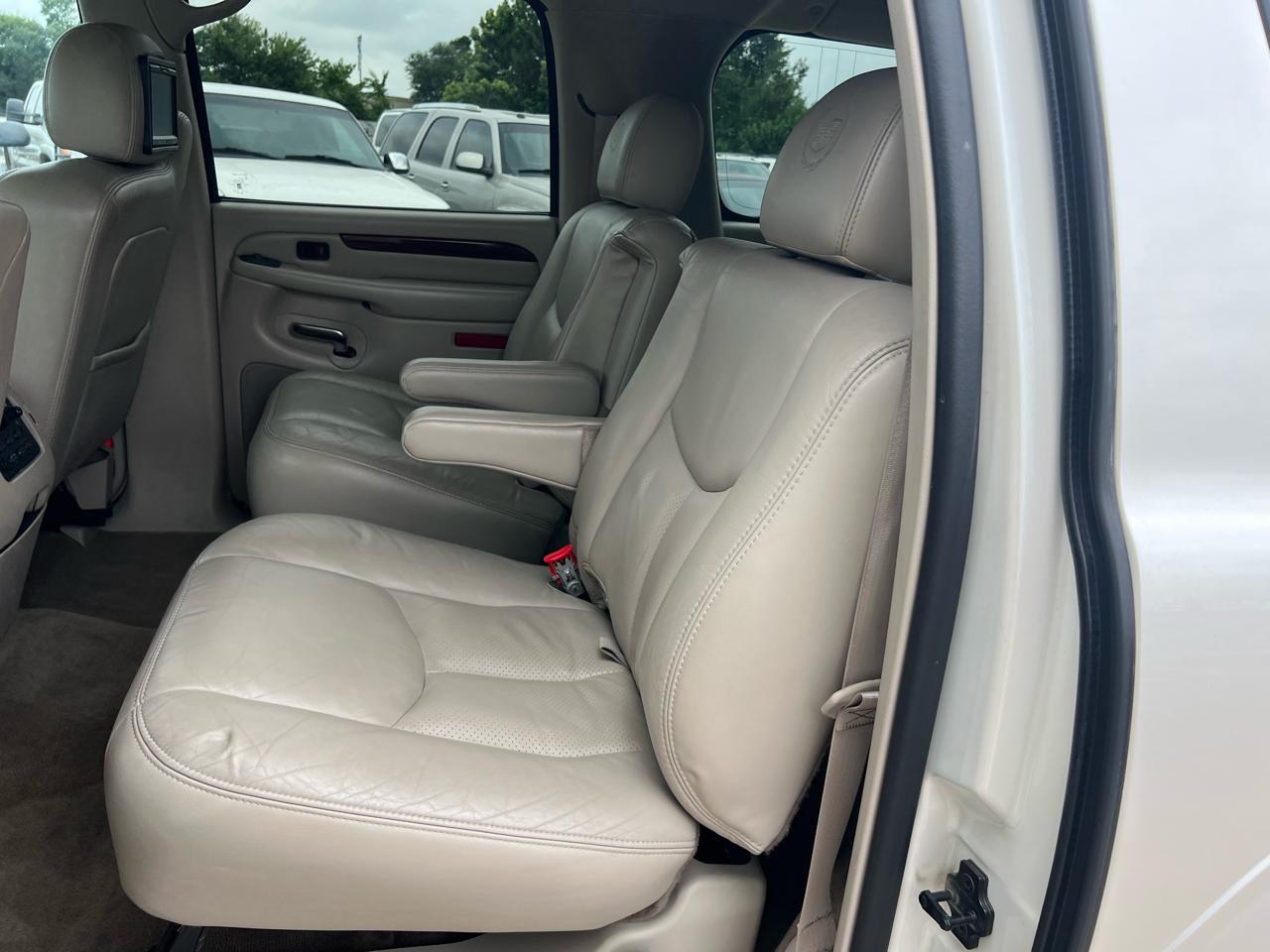 Cadillac Escalade ESV 2004