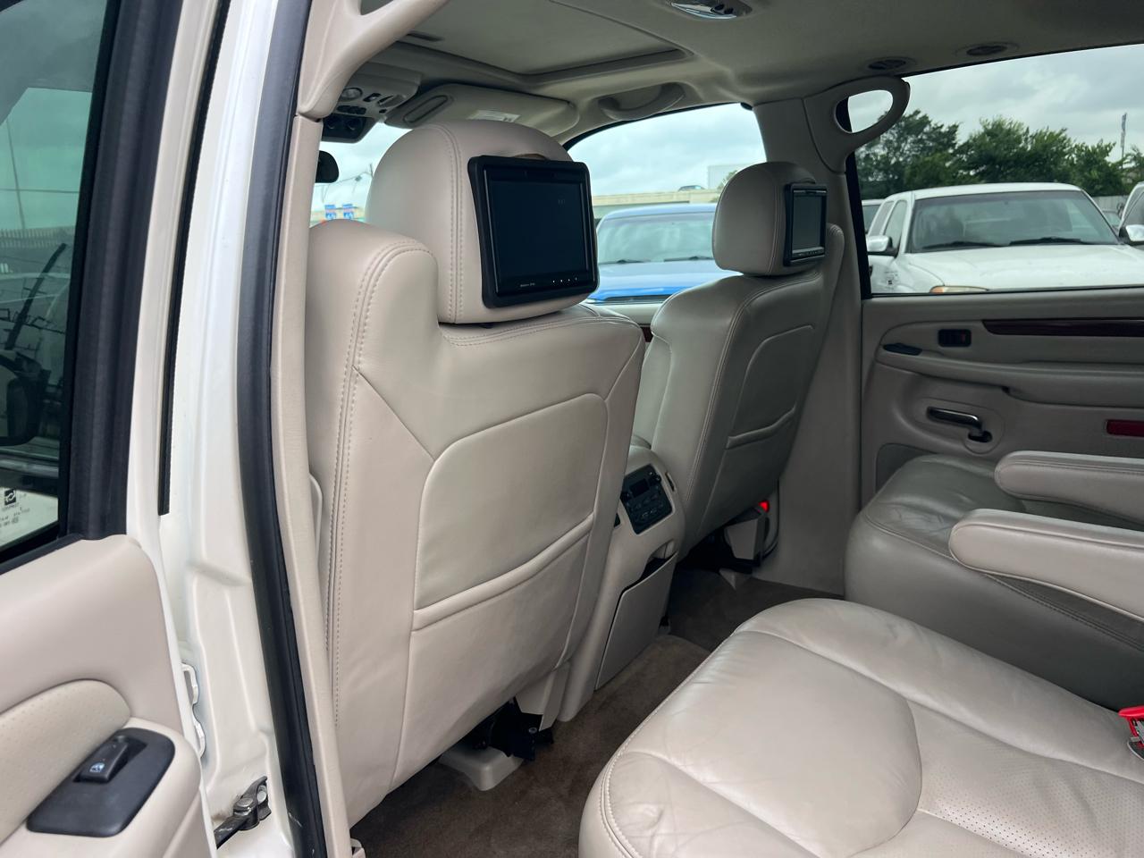 Cadillac Escalade ESV 2004