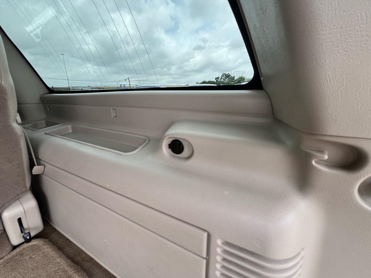 Cadillac Escalade ESV 2004