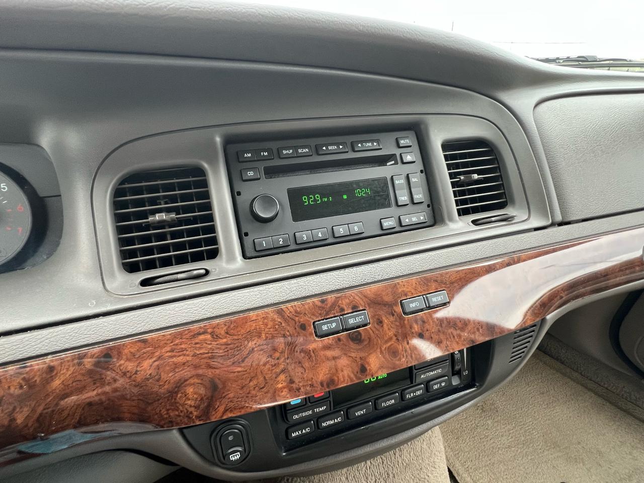 Mercury Grand Marquis LS Ultimate 2009