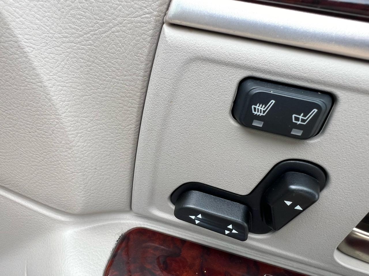 Lincoln Town Car Signature Limited 2011