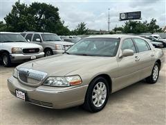 2011 Lincoln Town Car 