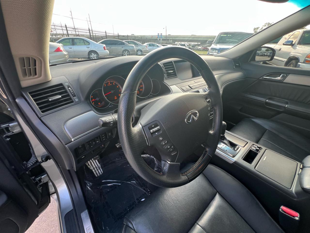 Infiniti M 45 Sedan 2007