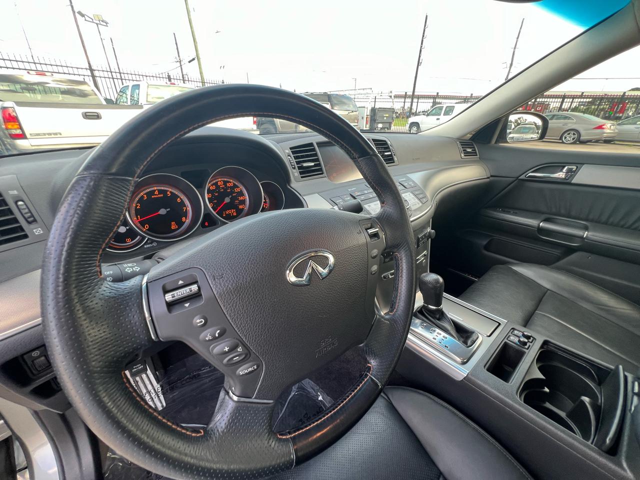 Infiniti M 45 Sedan 2007