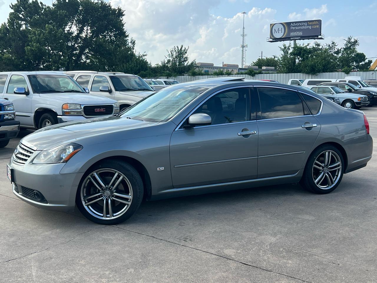 Infiniti M 45 Sedan 2007