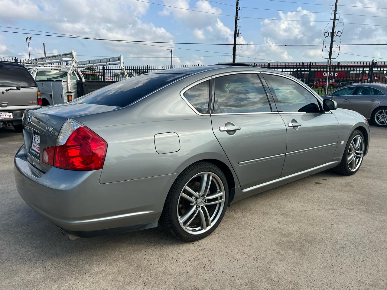 Infiniti M 45 Sedan 2007