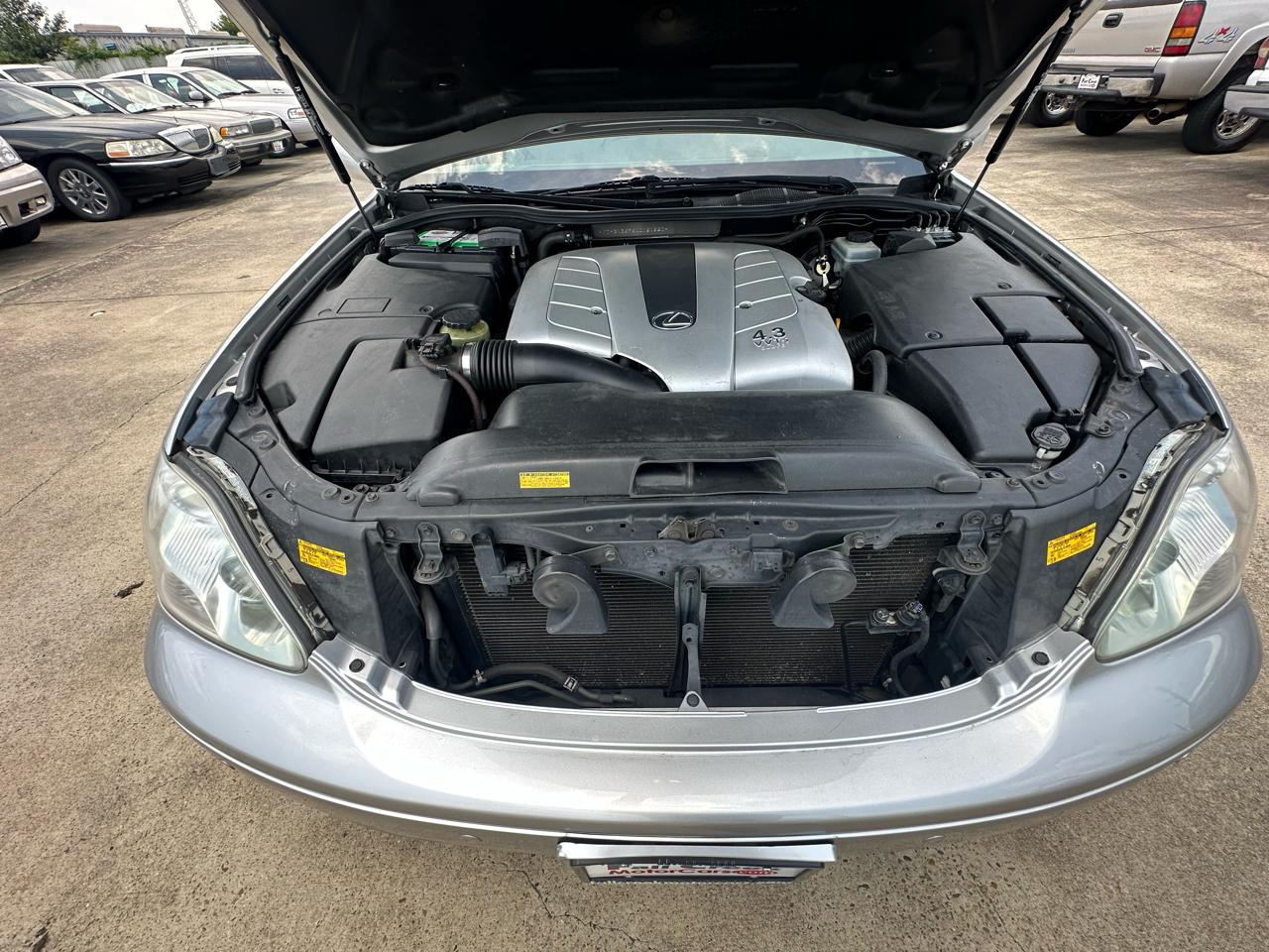 Lexus LS 430  2004