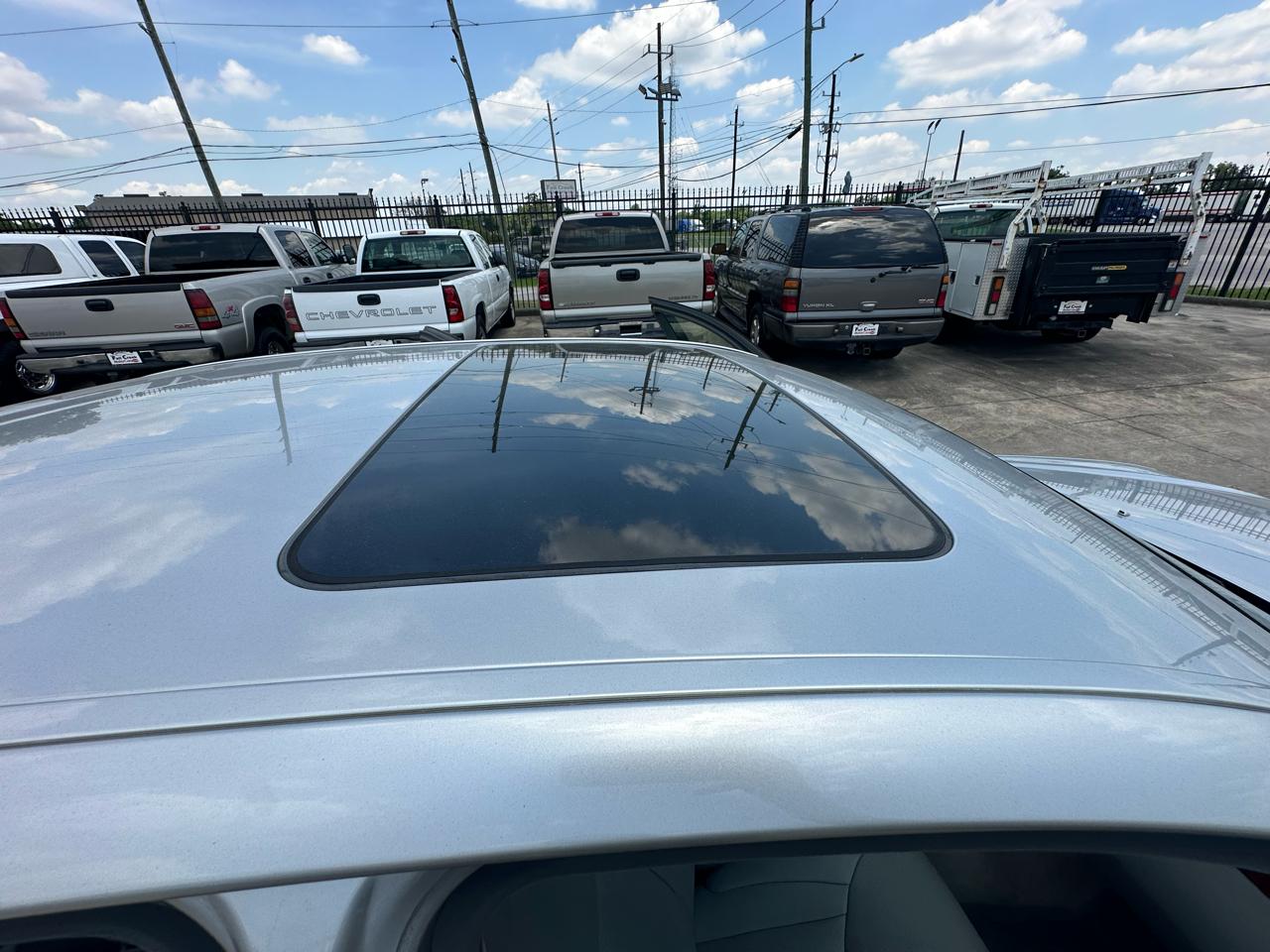 Lexus LS 430  2004