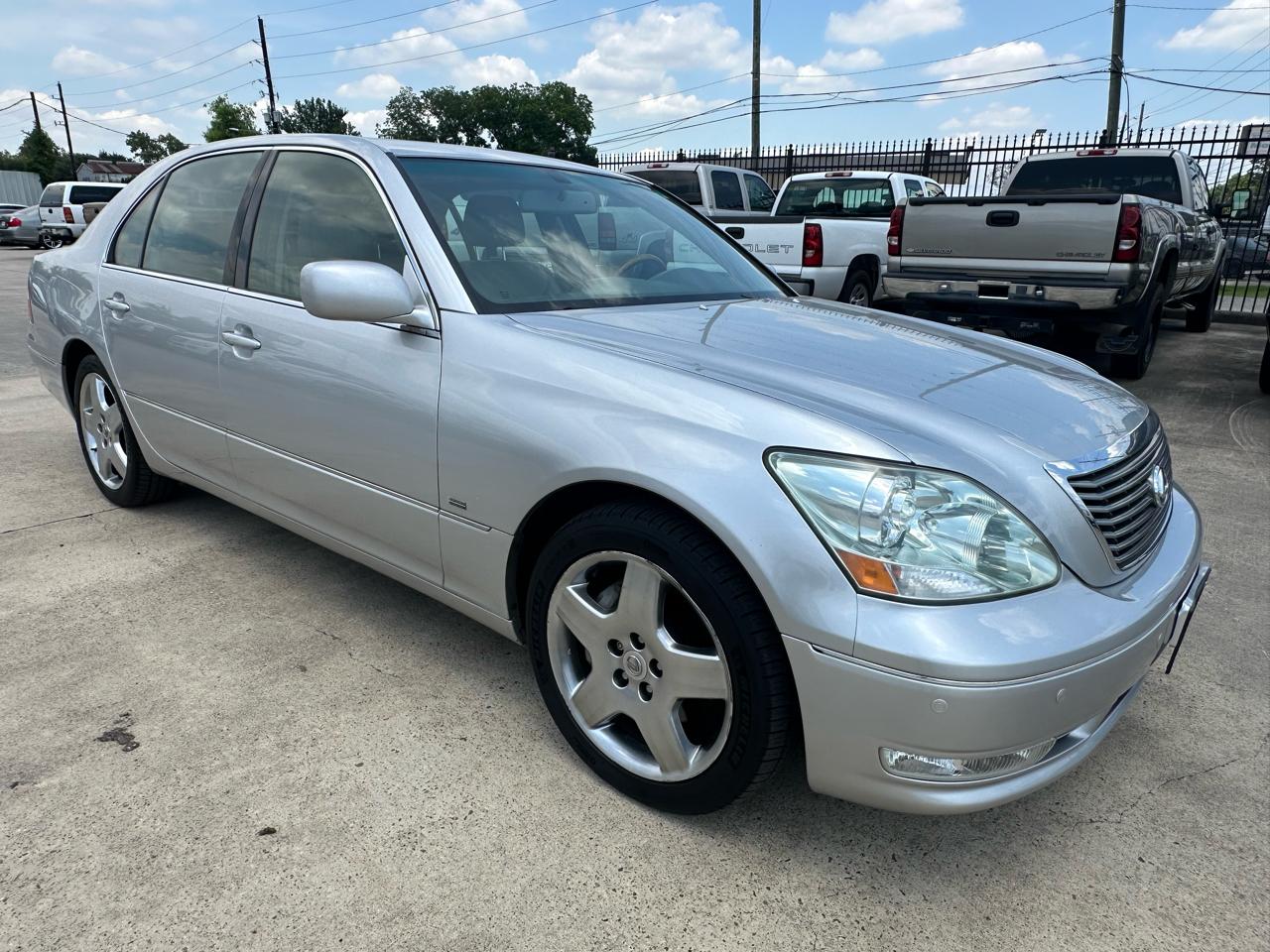 Lexus LS 430  2004