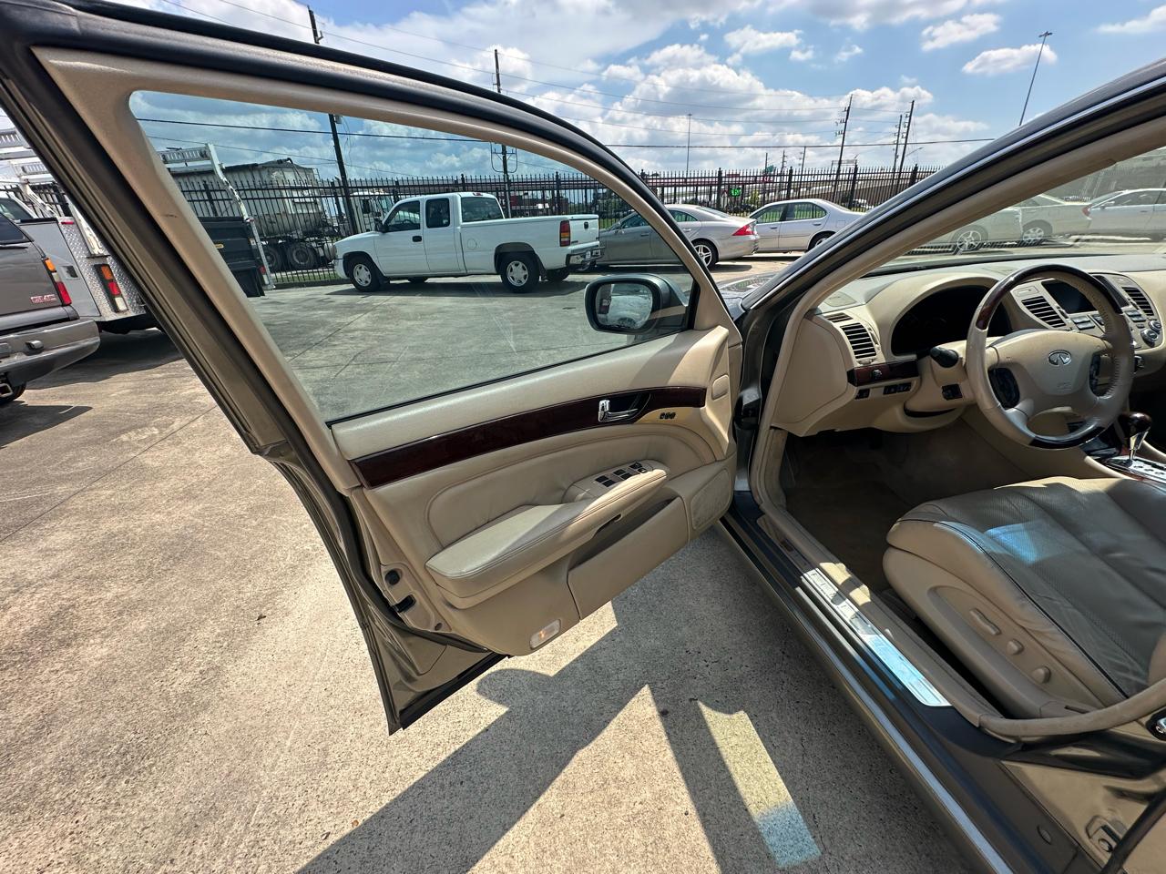 Infiniti Q45 Luxury 2005