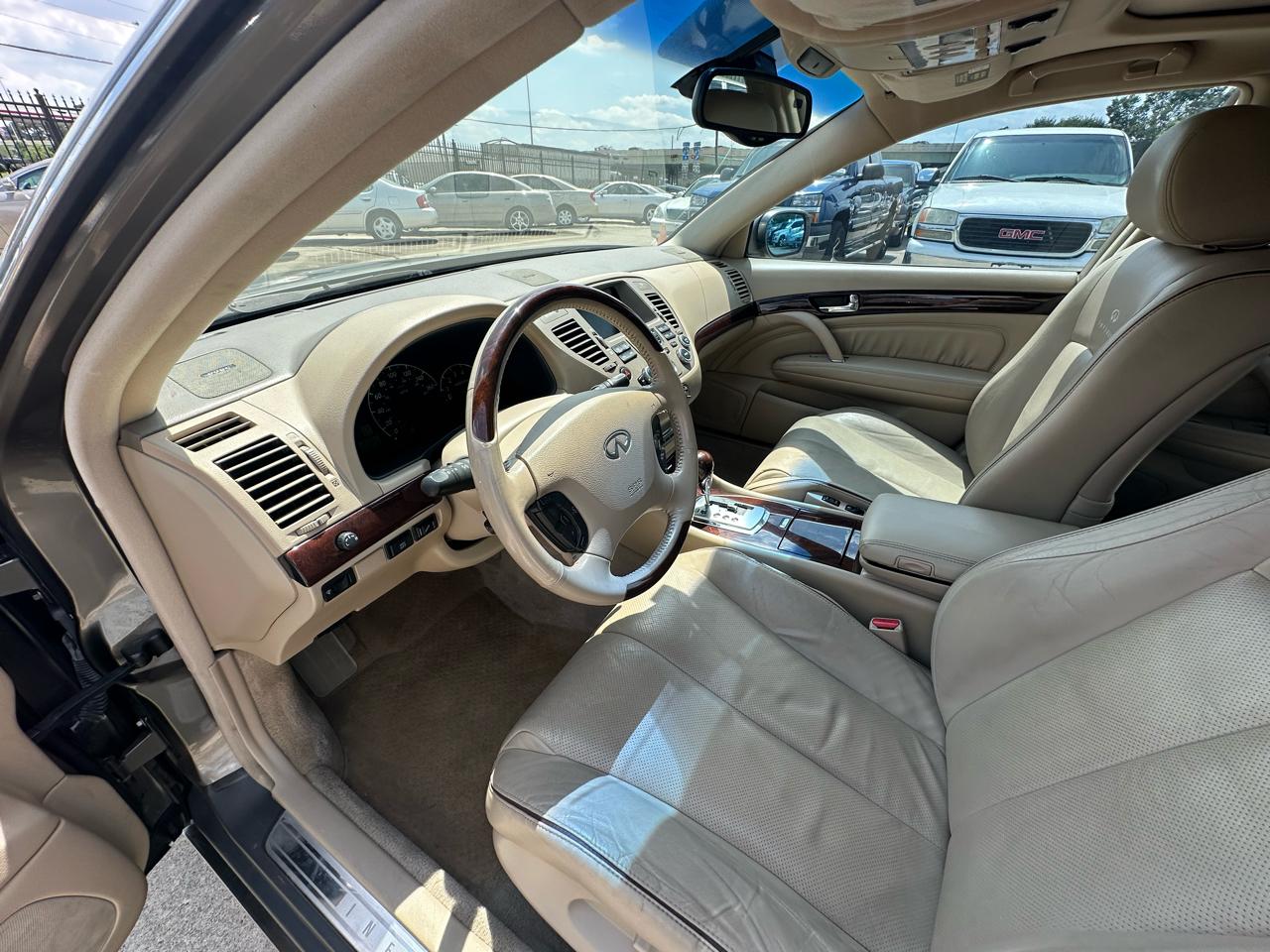 Infiniti Q45 Luxury 2005