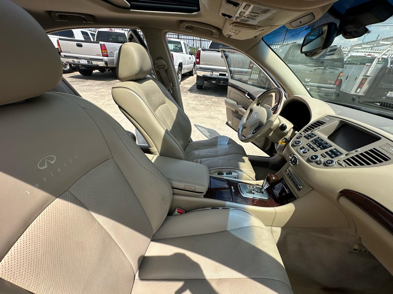 Infiniti Q45 Luxury 2005