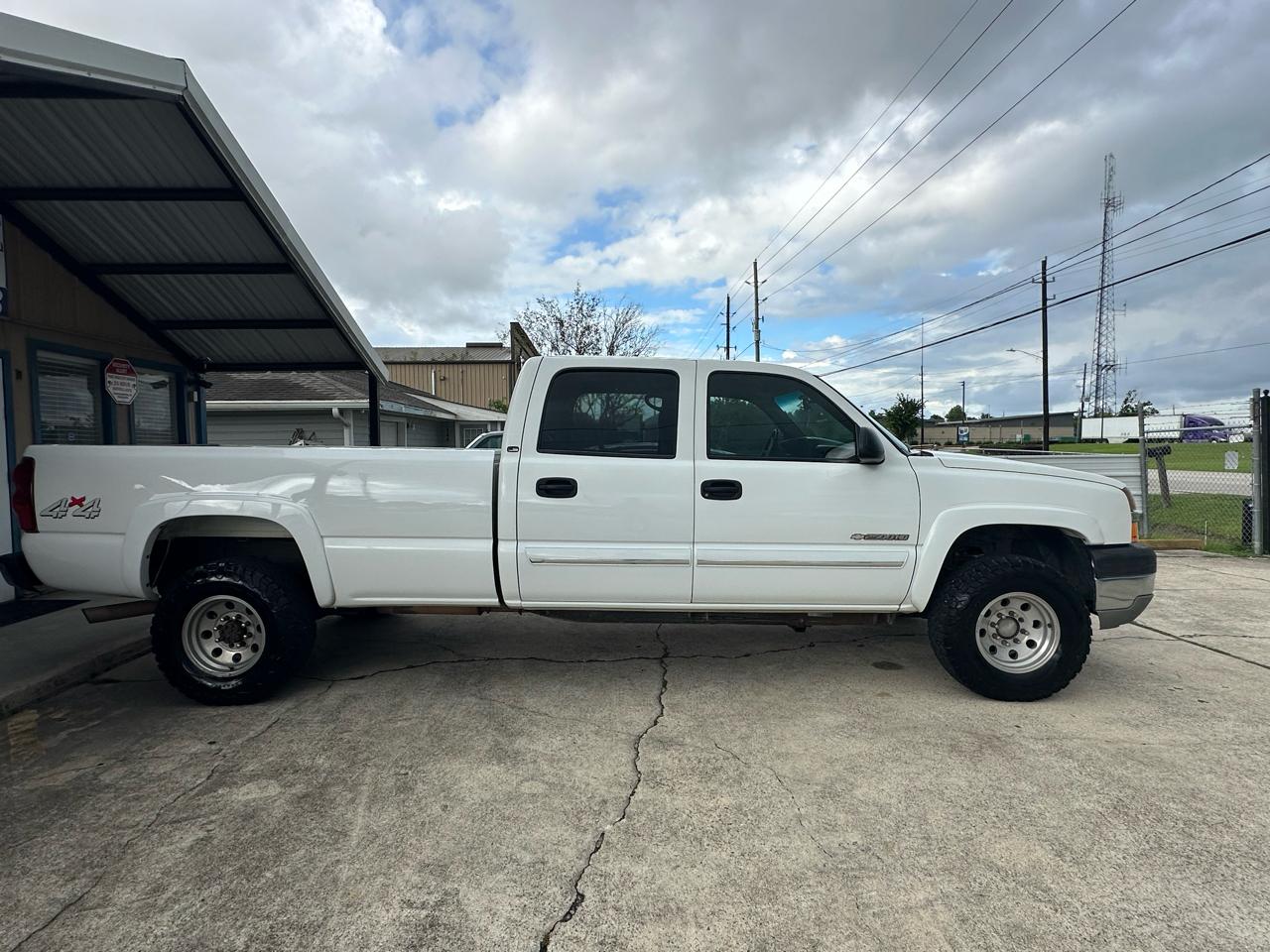 Chevrolet Silverado 2500HD Crew Cab Long Bed 4WD 2003