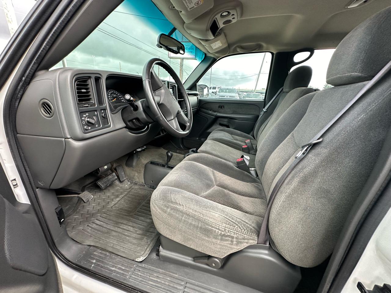 Chevrolet Silverado 2500HD Crew Cab Long Bed 4WD 2003