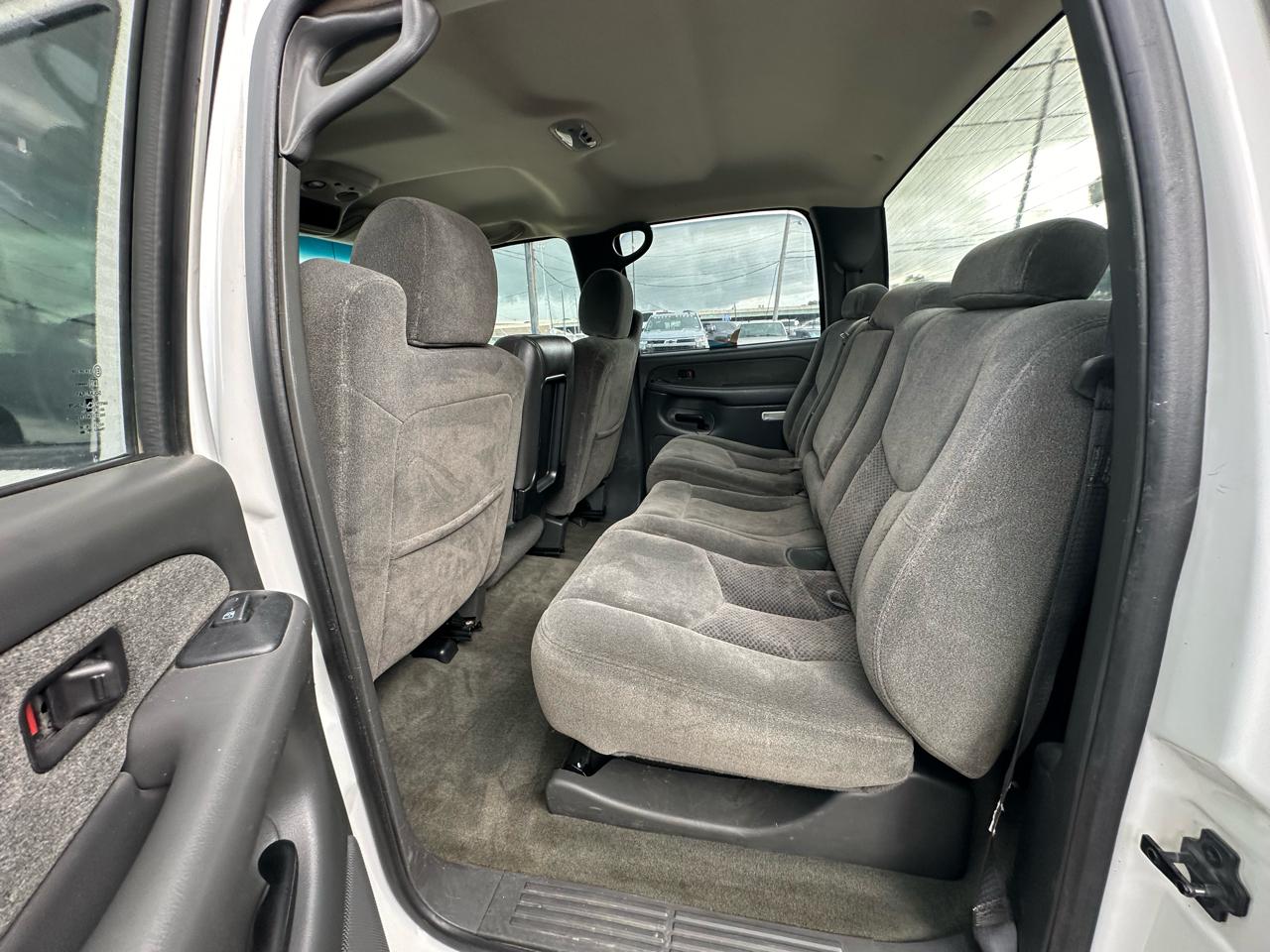 Chevrolet Silverado 2500HD Crew Cab Long Bed 4WD 2003