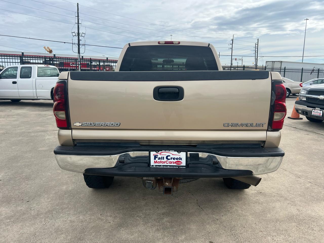 Chevrolet Silverado 2500HD LS Ext. Cab Short Bed 4WD 2005