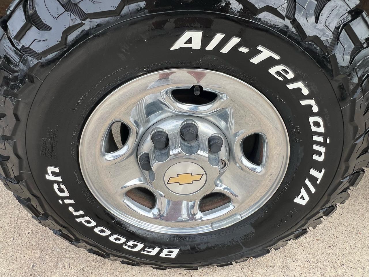 Chevrolet Silverado 2500HD LS Ext. Cab Short Bed 4WD 2005