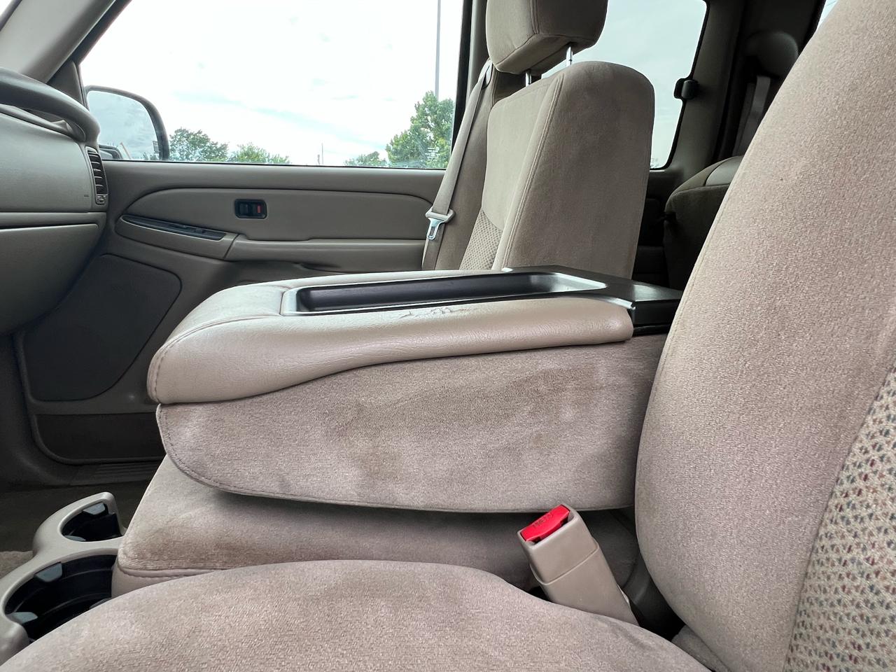 Chevrolet Silverado 2500HD LS Ext. Cab Short Bed 4WD 2005